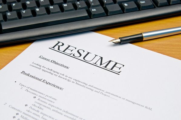 Crafting The Right Cover Letter vs Resume for the Job You Want
